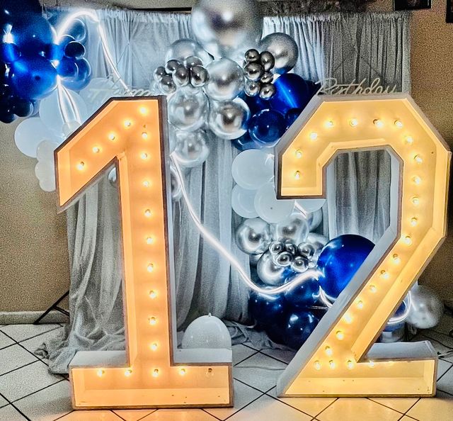 Small event and backdrop decor